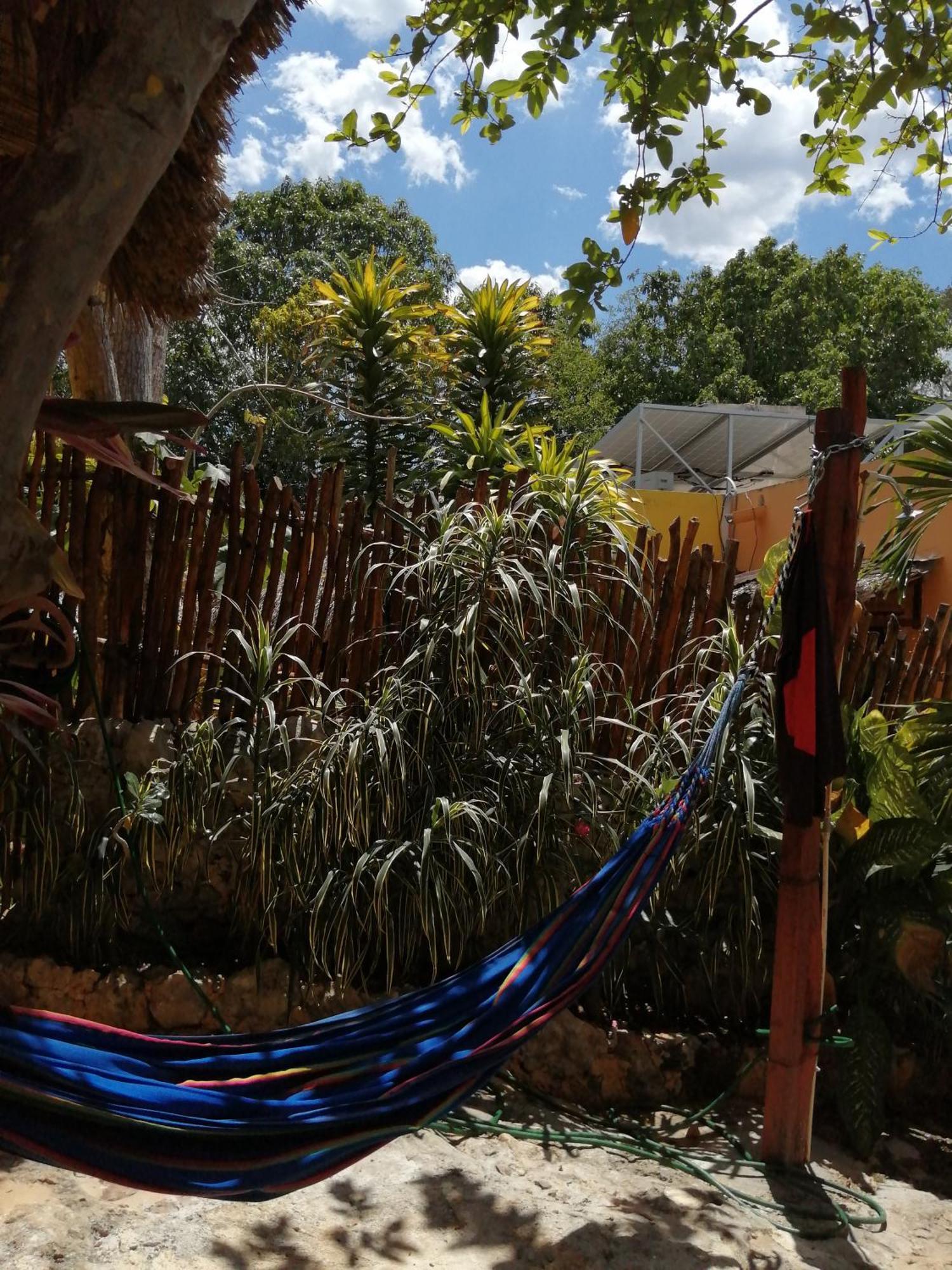 Suites De Piedra Y Colores En Chichen Itza Pisté Esterno foto